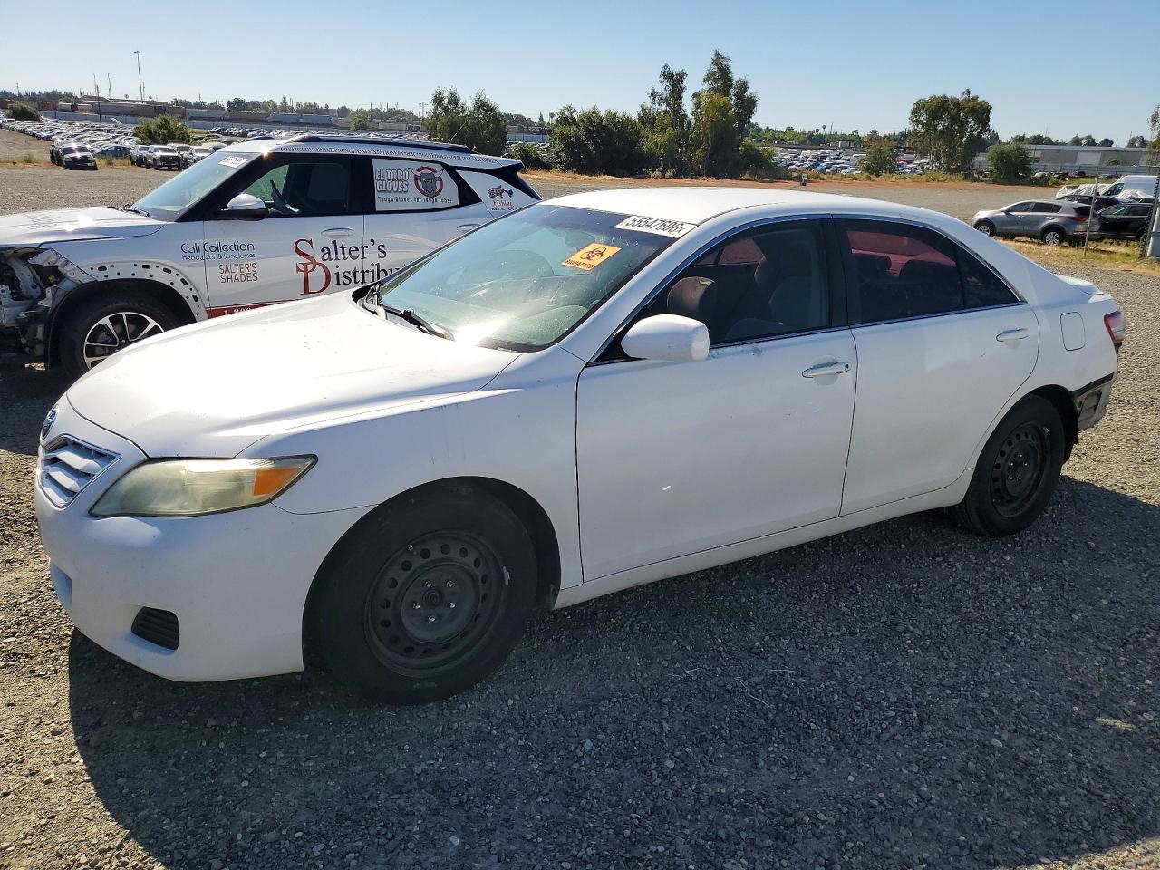 Salvage Toyota Camry Image