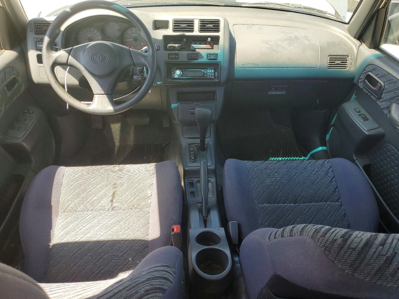 Toyota RAV4 Base