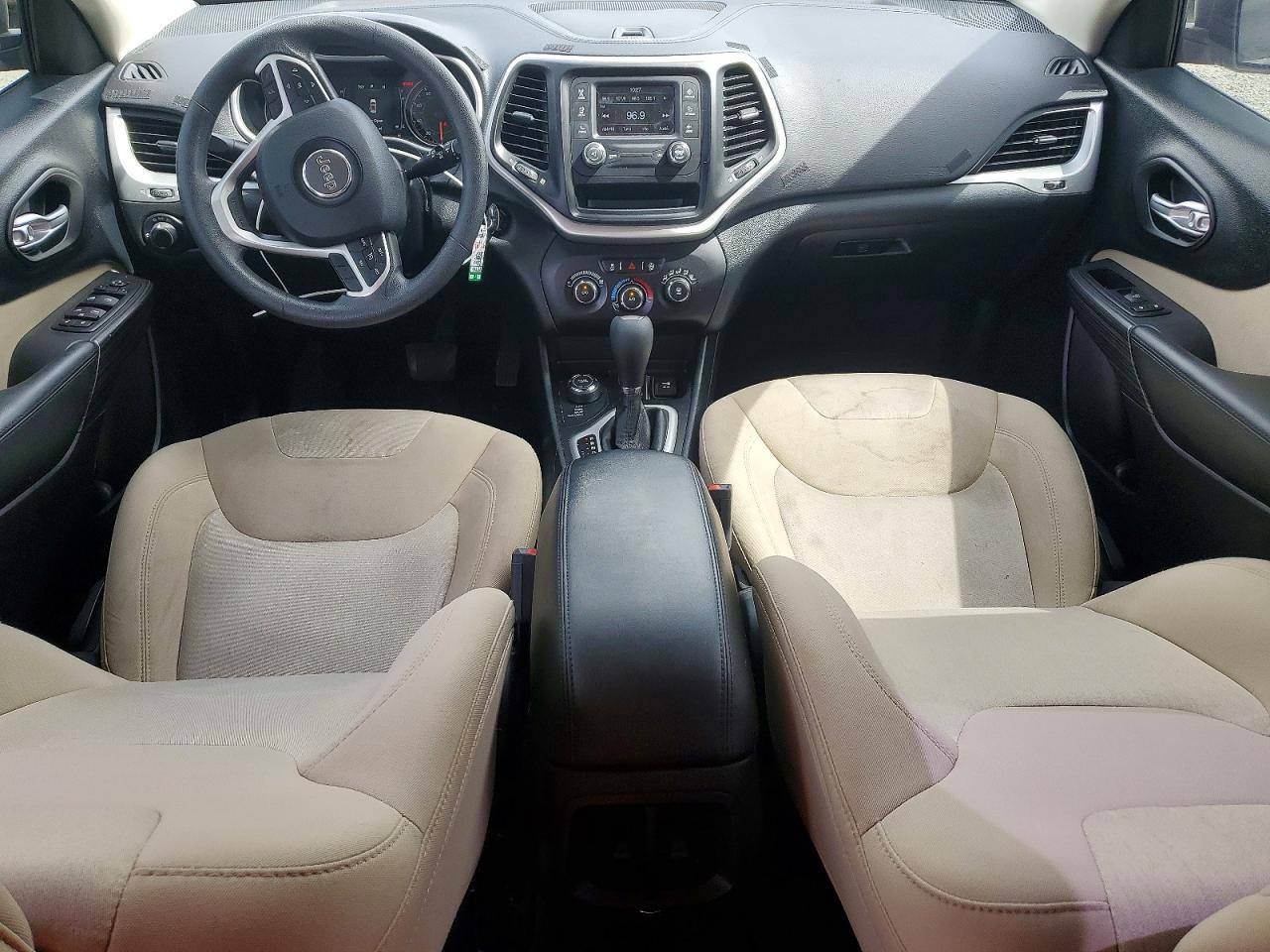 Jeep Cherokee Sport