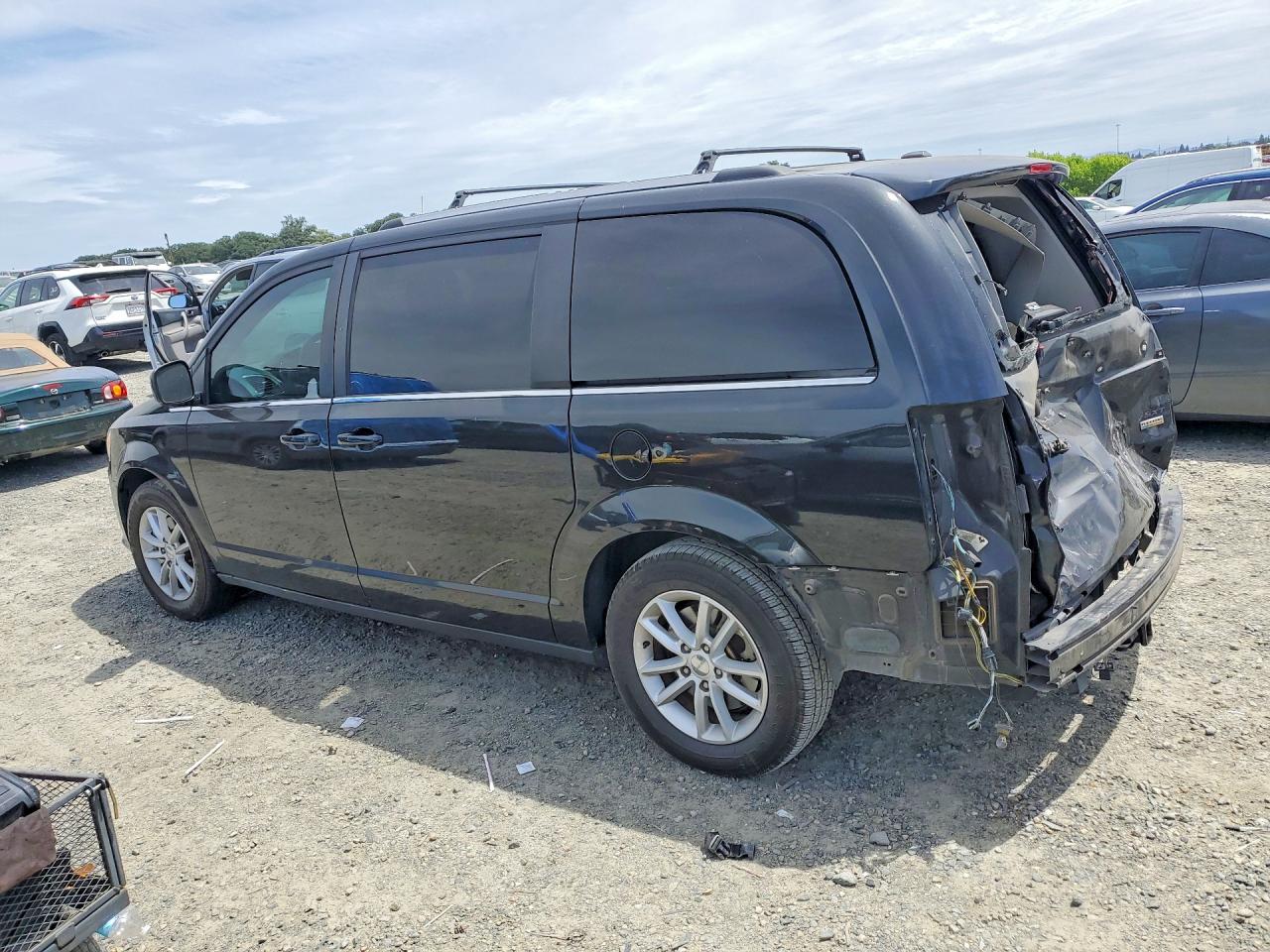 Dodge Caravan Sxt