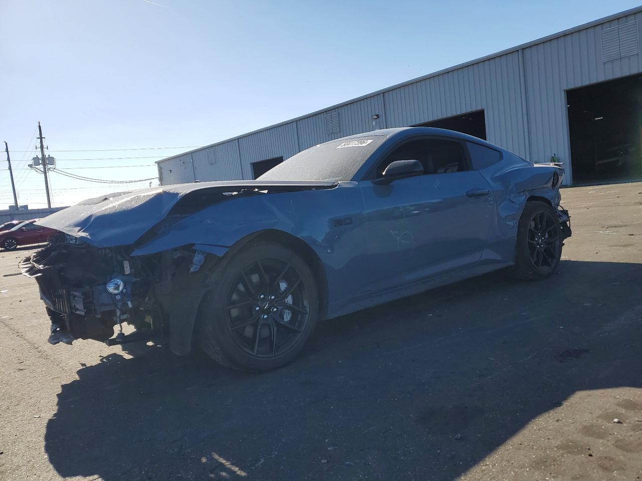 Salvage Ford Mustang Image