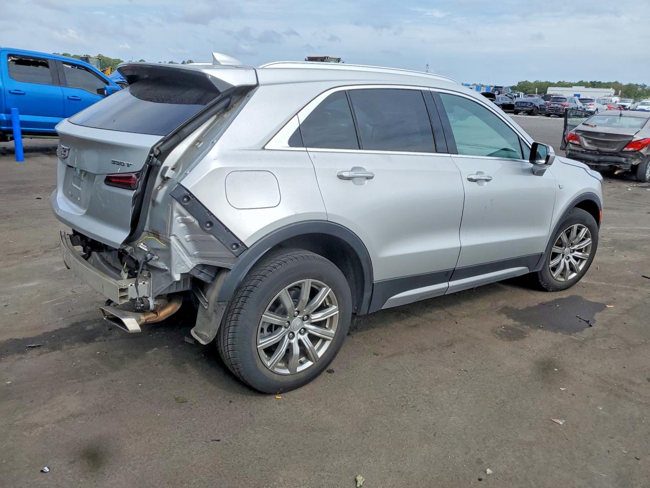 Cadillac XT4 Premium Luxury