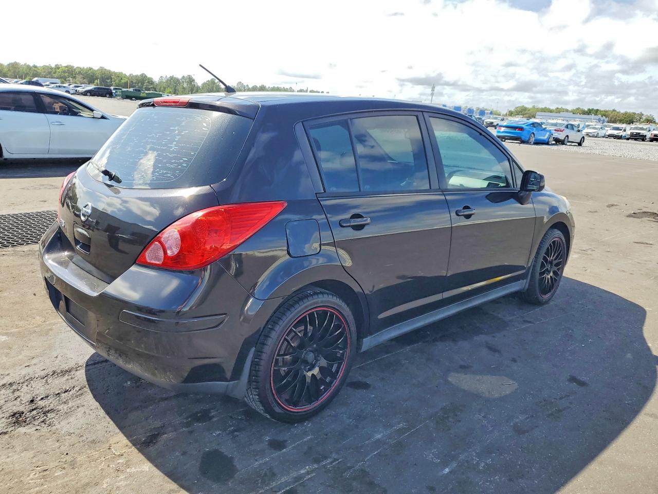 Nissan Versa 1.8 S