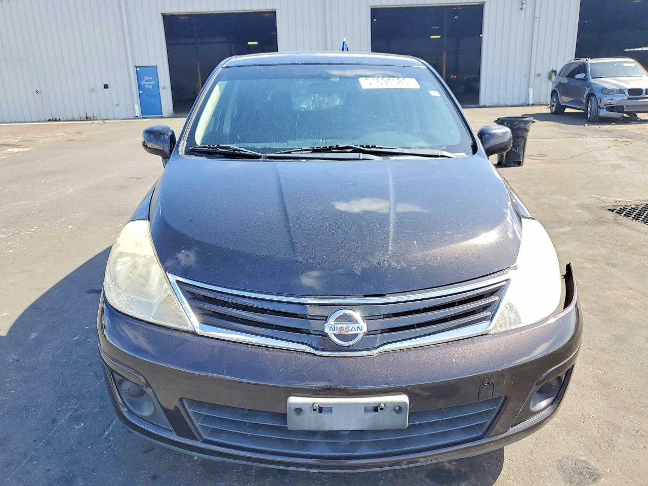 Nissan Versa 1.8 S