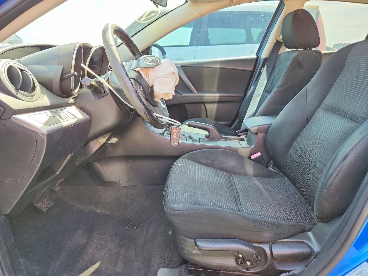 Mazda 3 I I