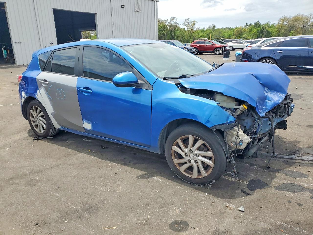 Mazda 3 I I