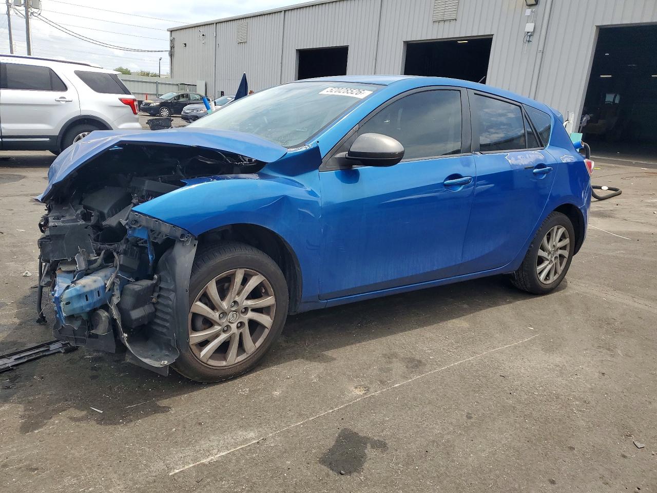 Salvage Mazda 3 I Image