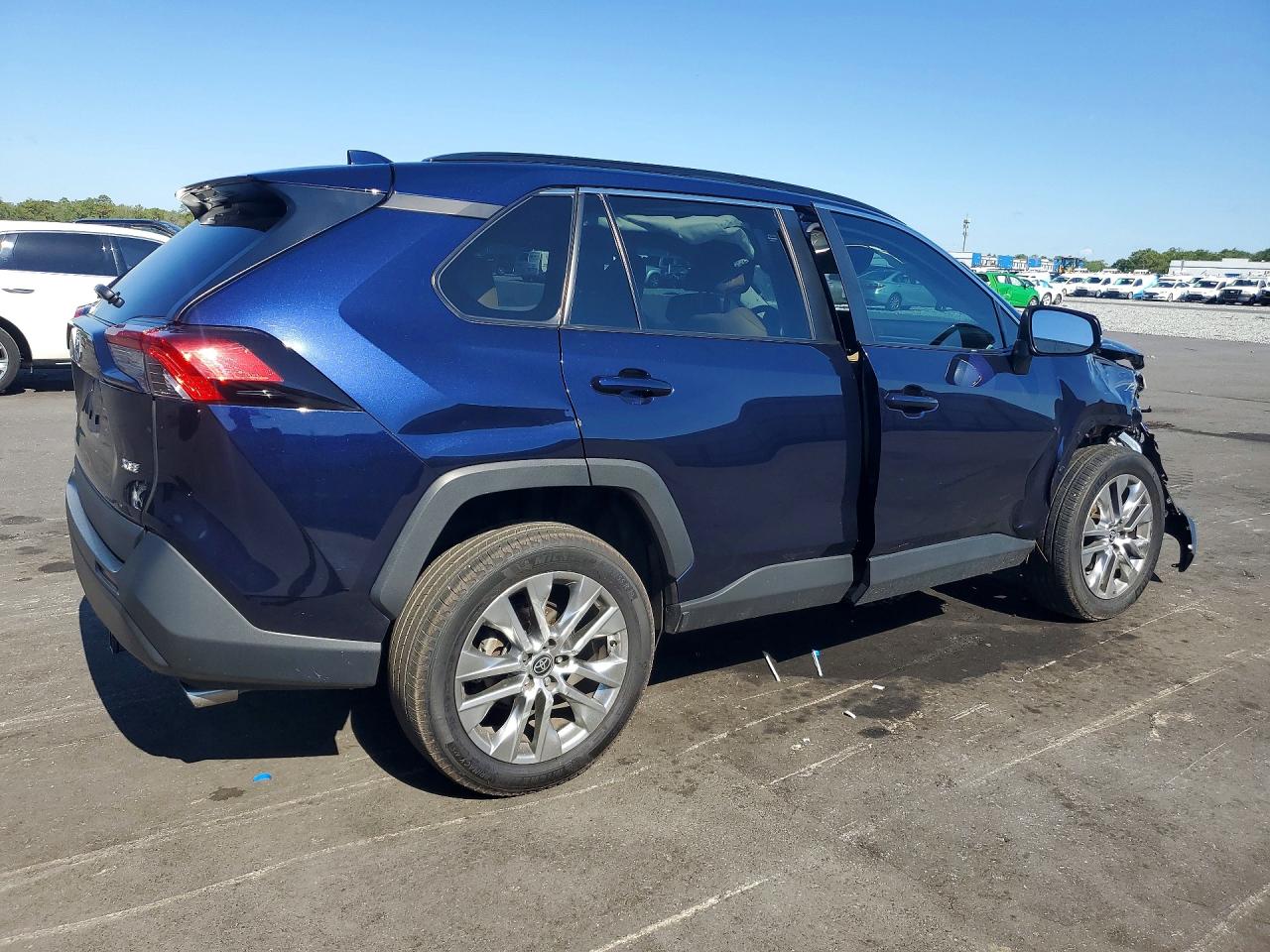 Toyota RAV4 Xle Premium