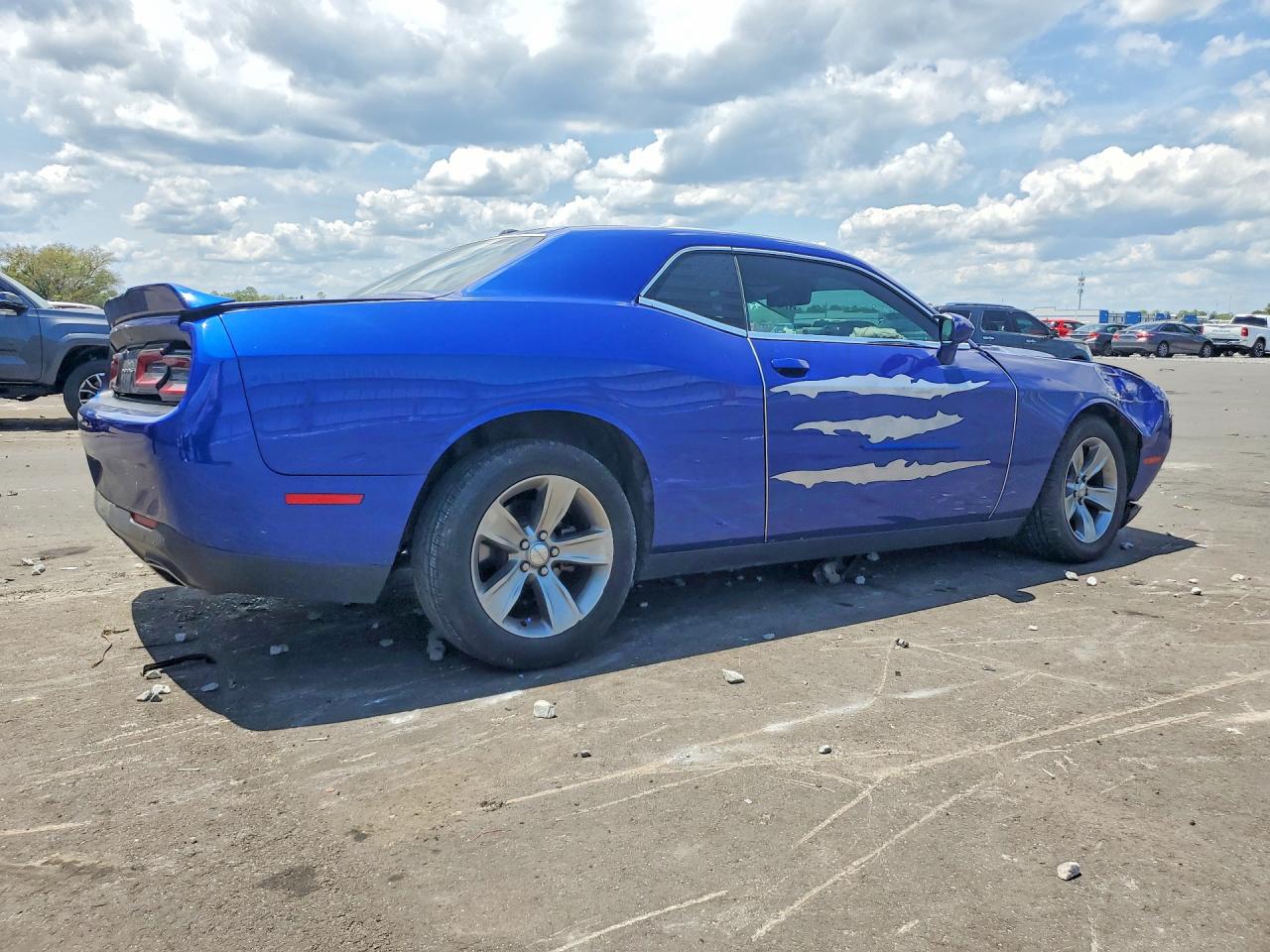 Dodge Challenger Sxt