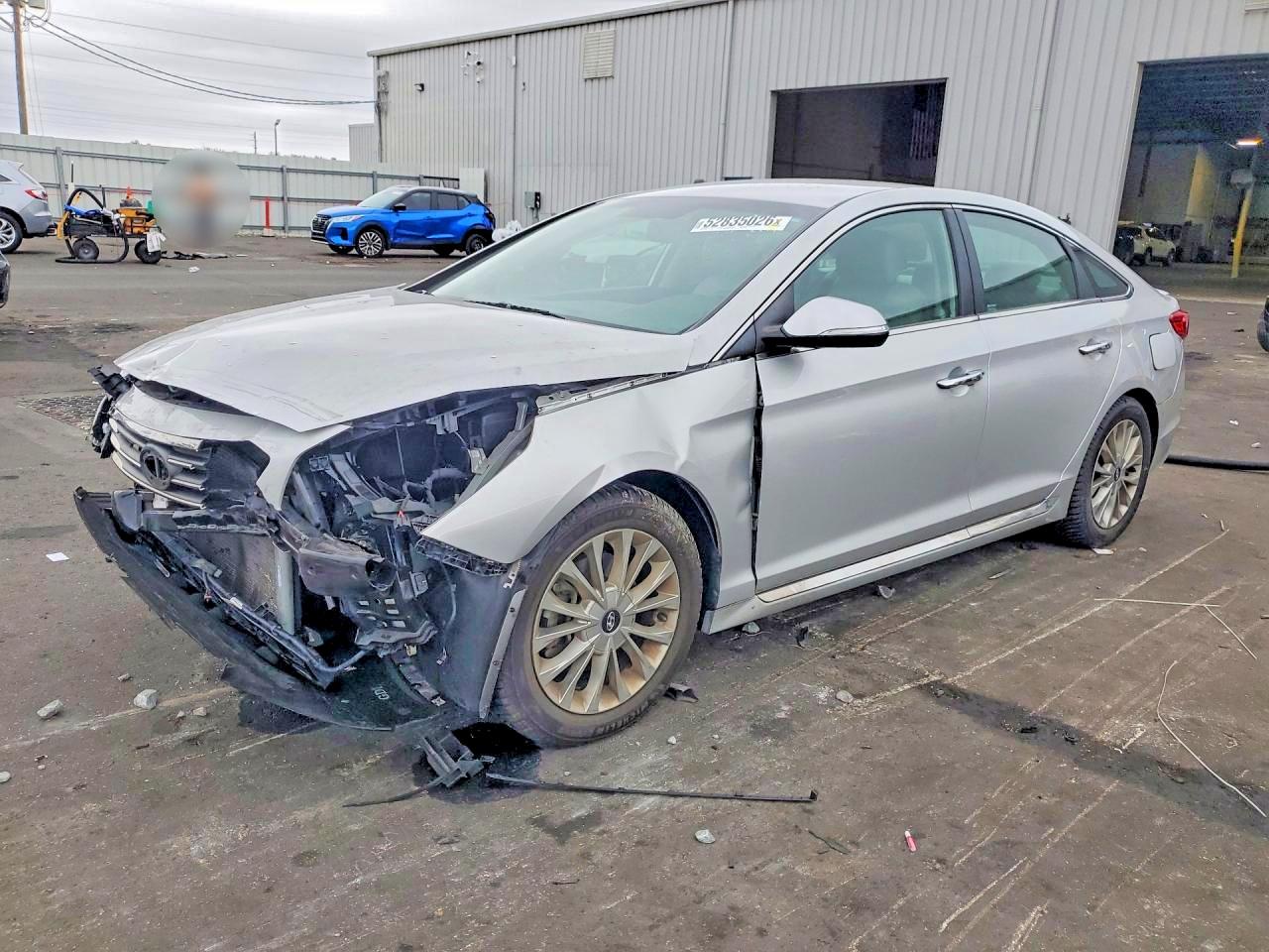 Salvage Hyundai SONATA Image
