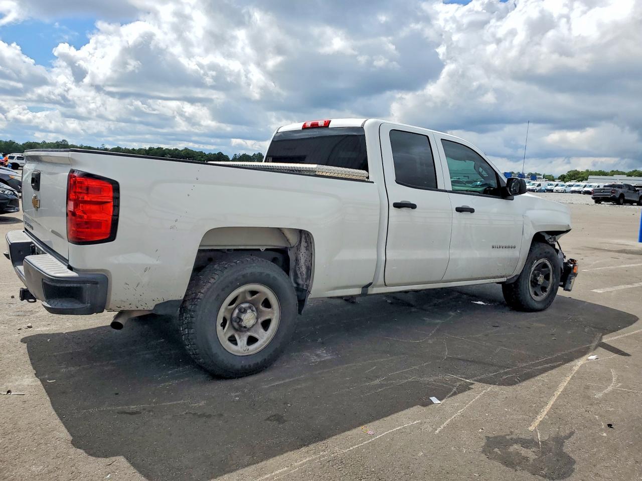 Chevrolet Silverado C1500