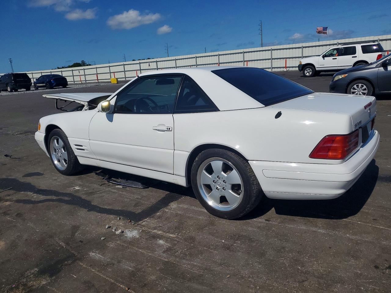 Mercedes-Benz S-Class 500