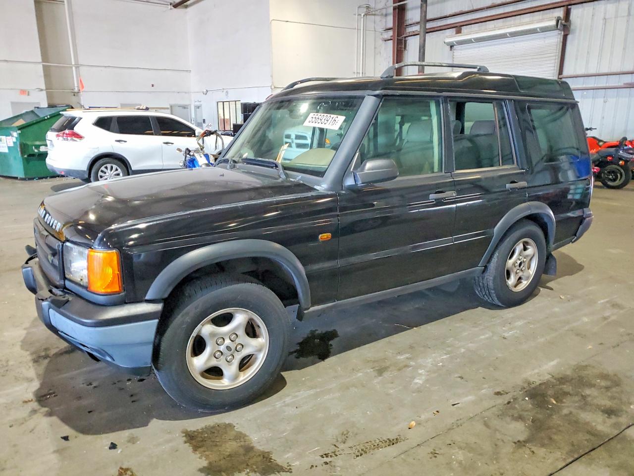 Salvage Land Rover Discovery Image