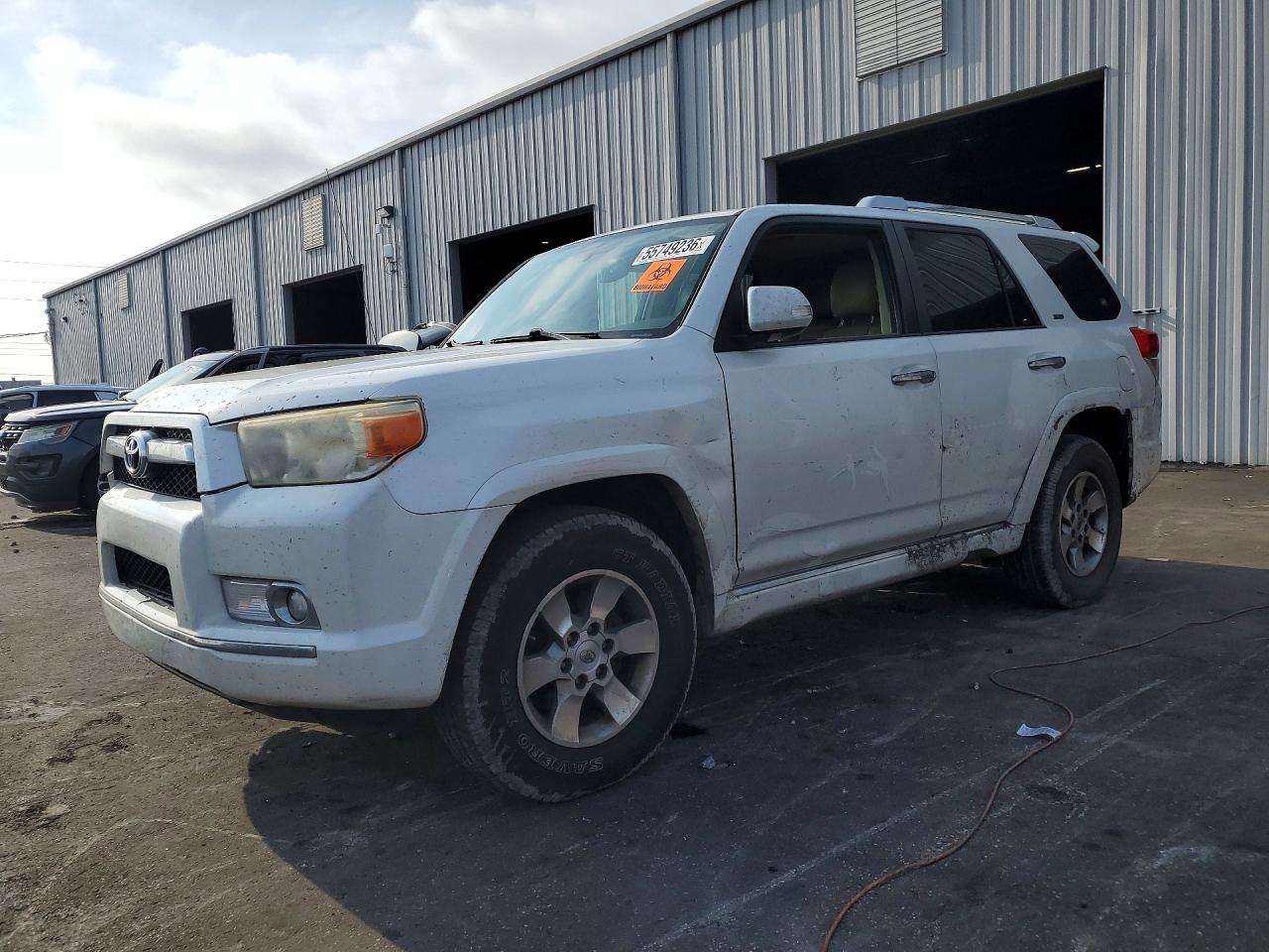 Salvage Toyota 4Runner Image