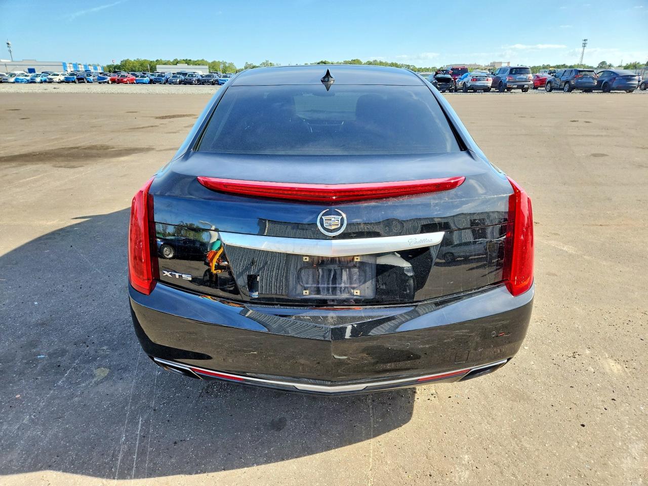 Cadillac XTS Luxury Collection