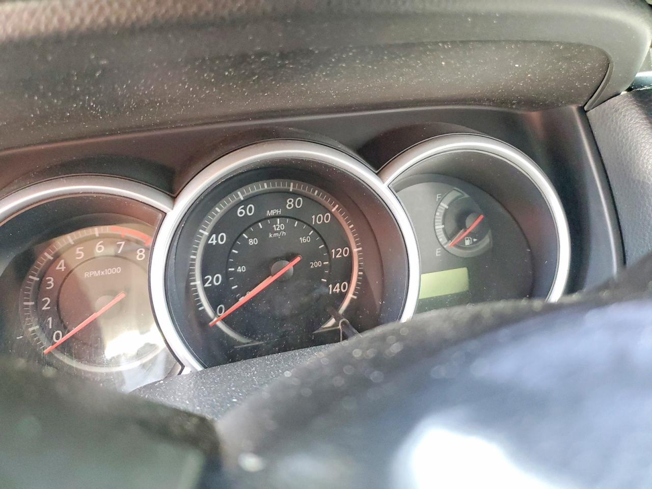 Nissan Versa 1.8 S