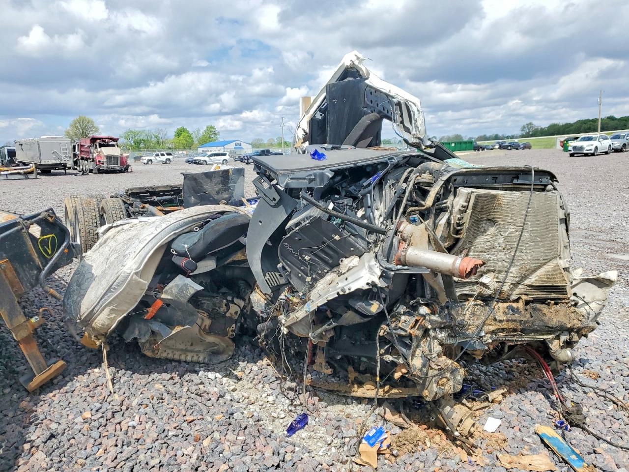 Salvage Freightliner Cascadia 126 Image