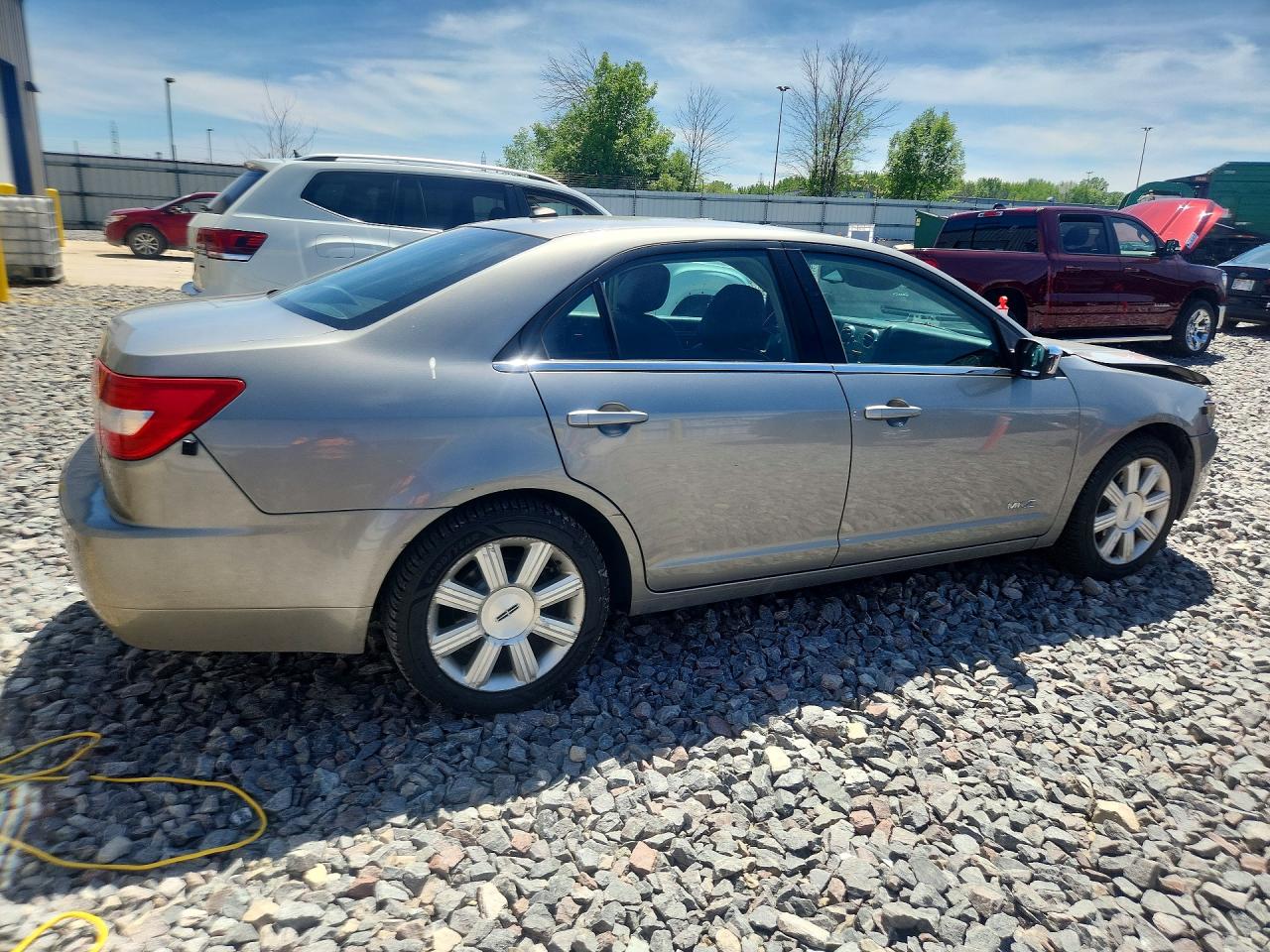 Lincoln MKZ