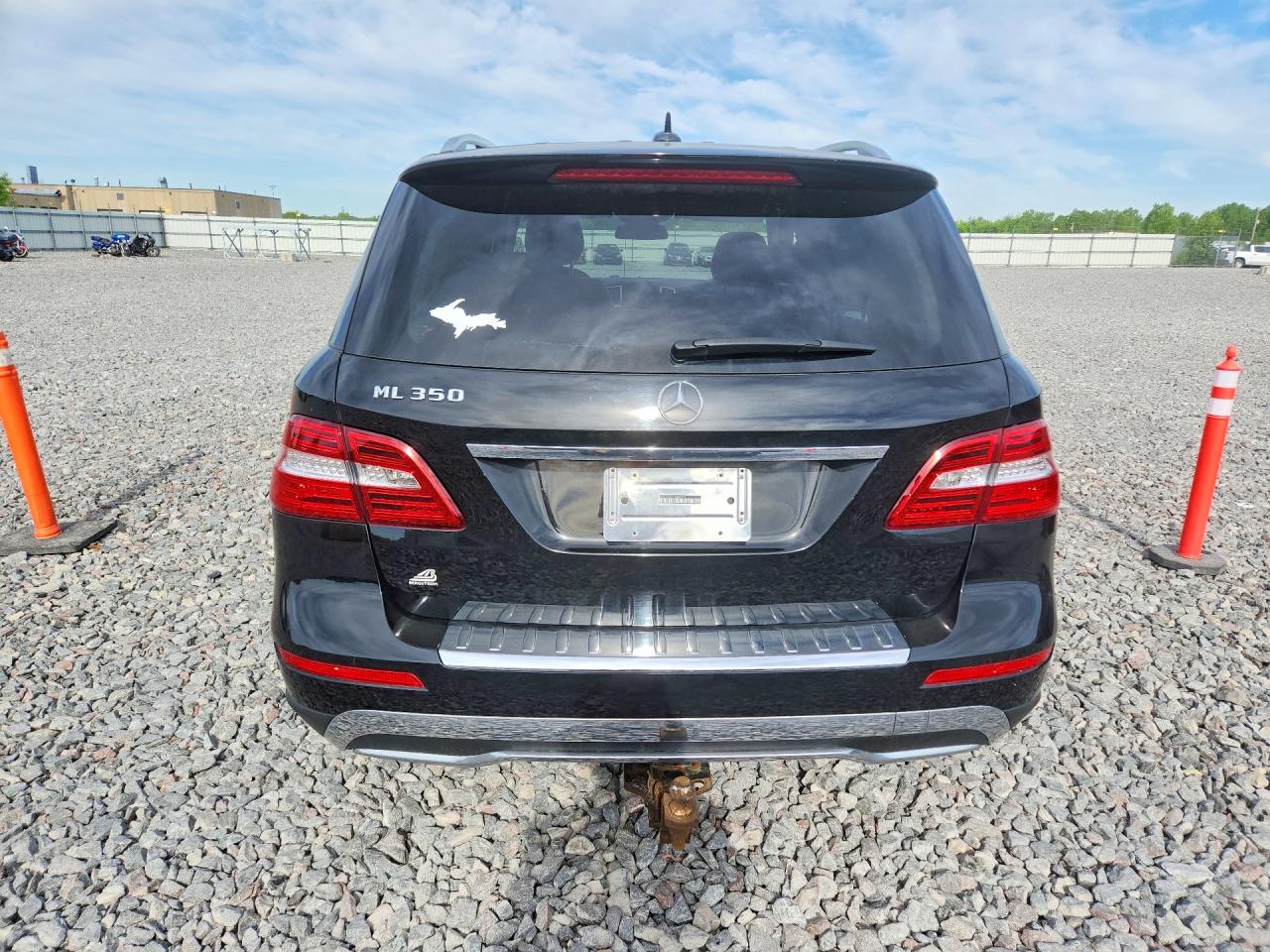 Mercedes-Benz M-Class 350