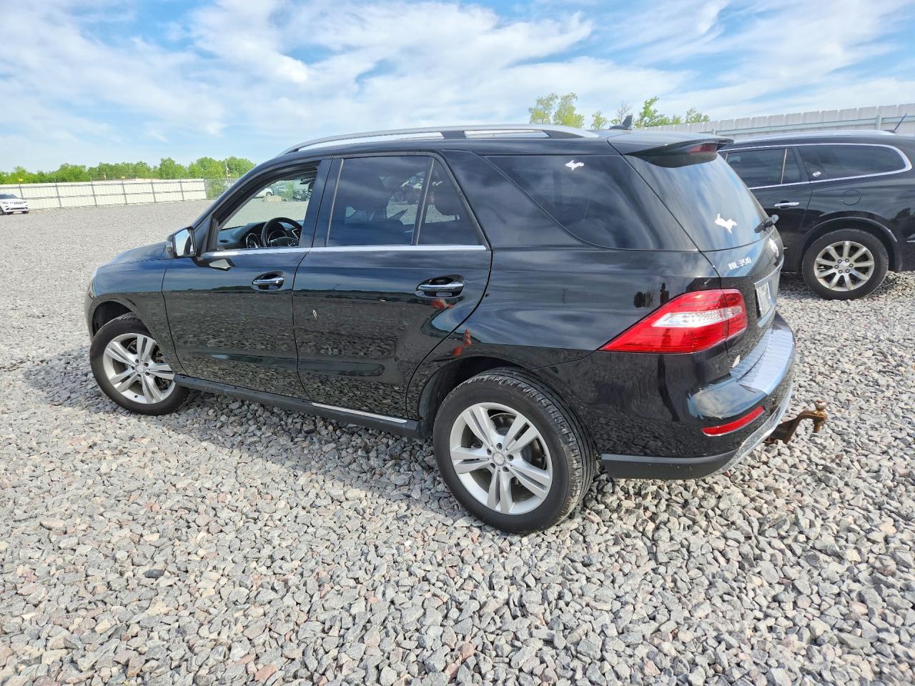 Mercedes-Benz M-Class 350