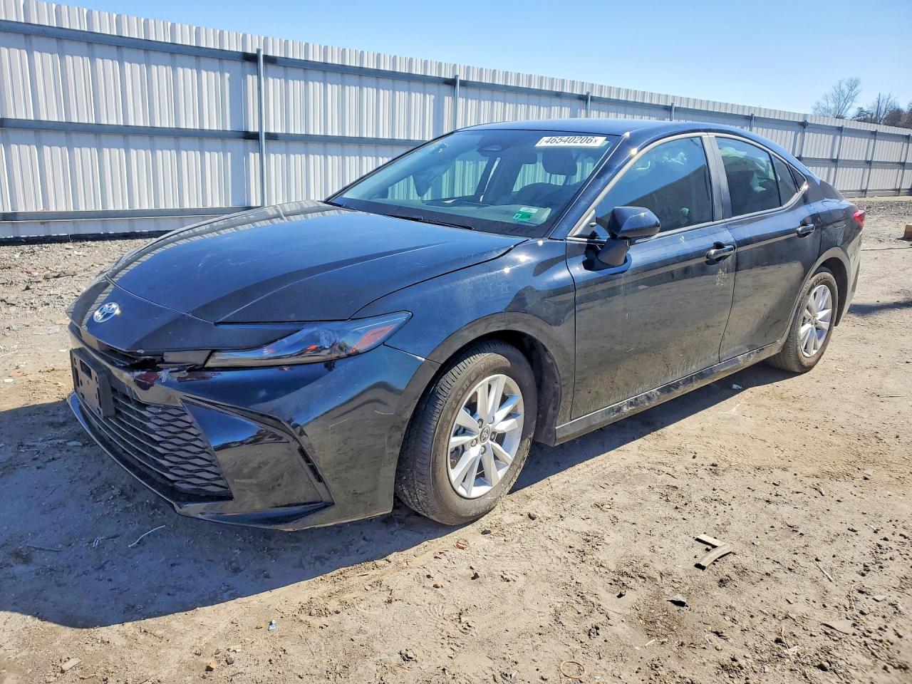 Salvage Toyota Camry Image