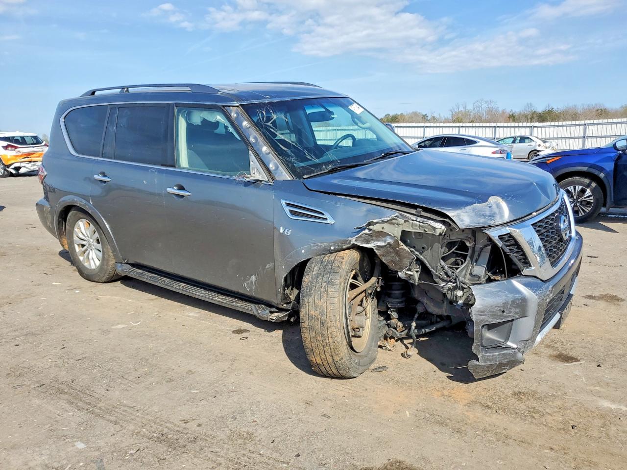 Nissan Armada Sv