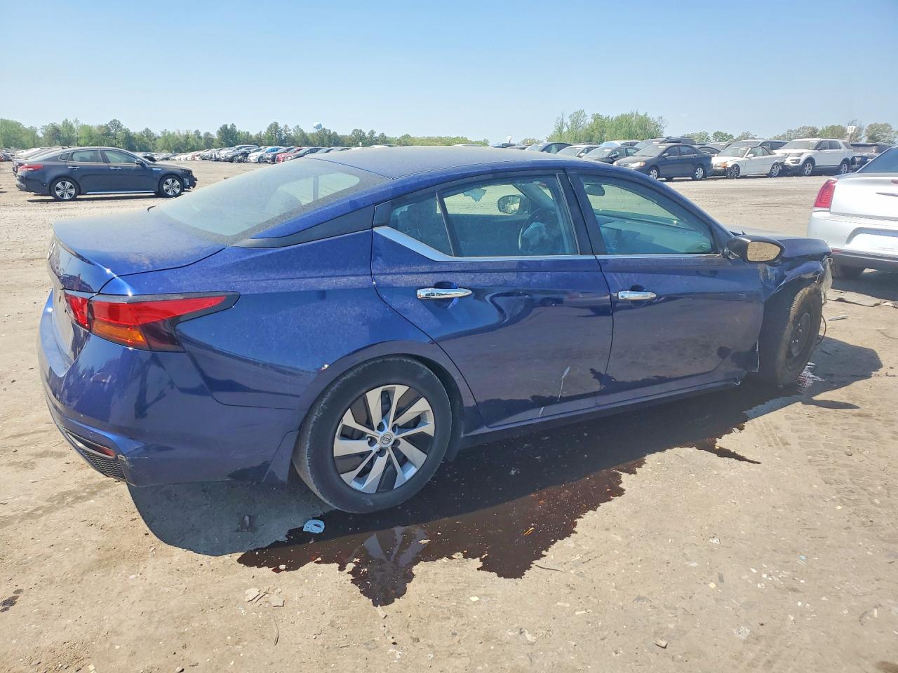 Nissan Altima S