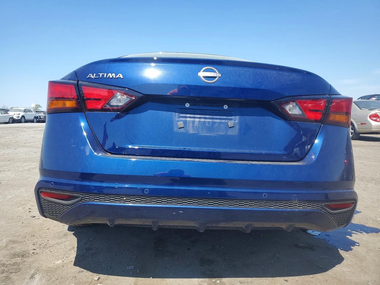 Nissan Altima S