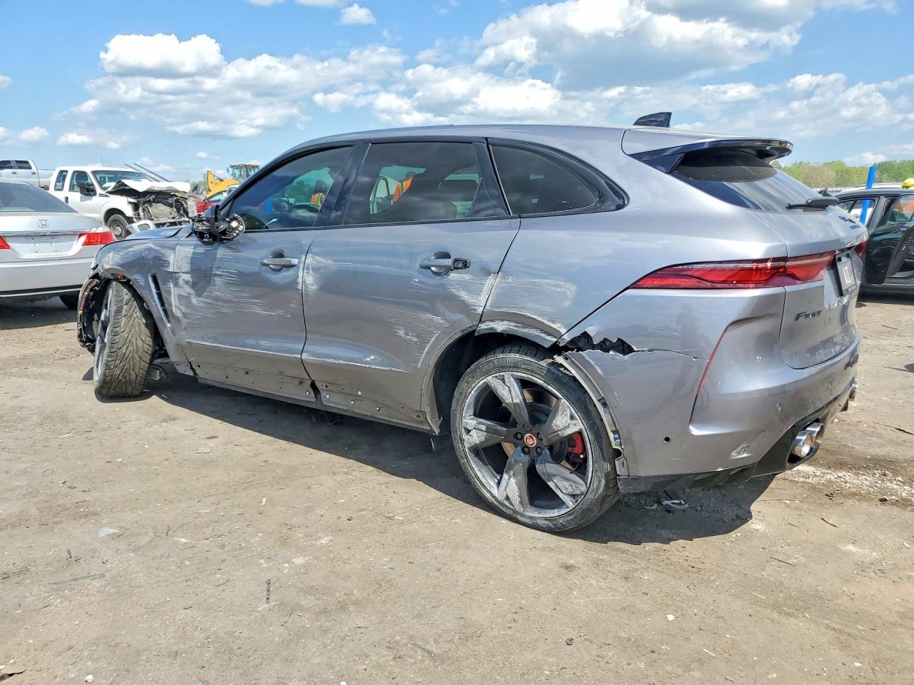 Jaguar F-PACE Svr