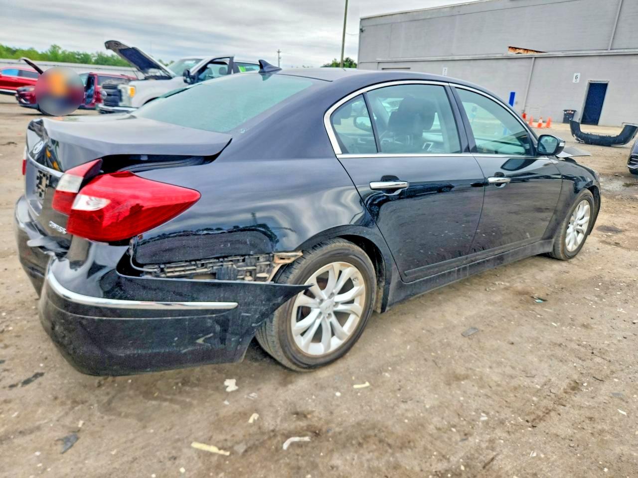Hyundai Genesis 3.8l