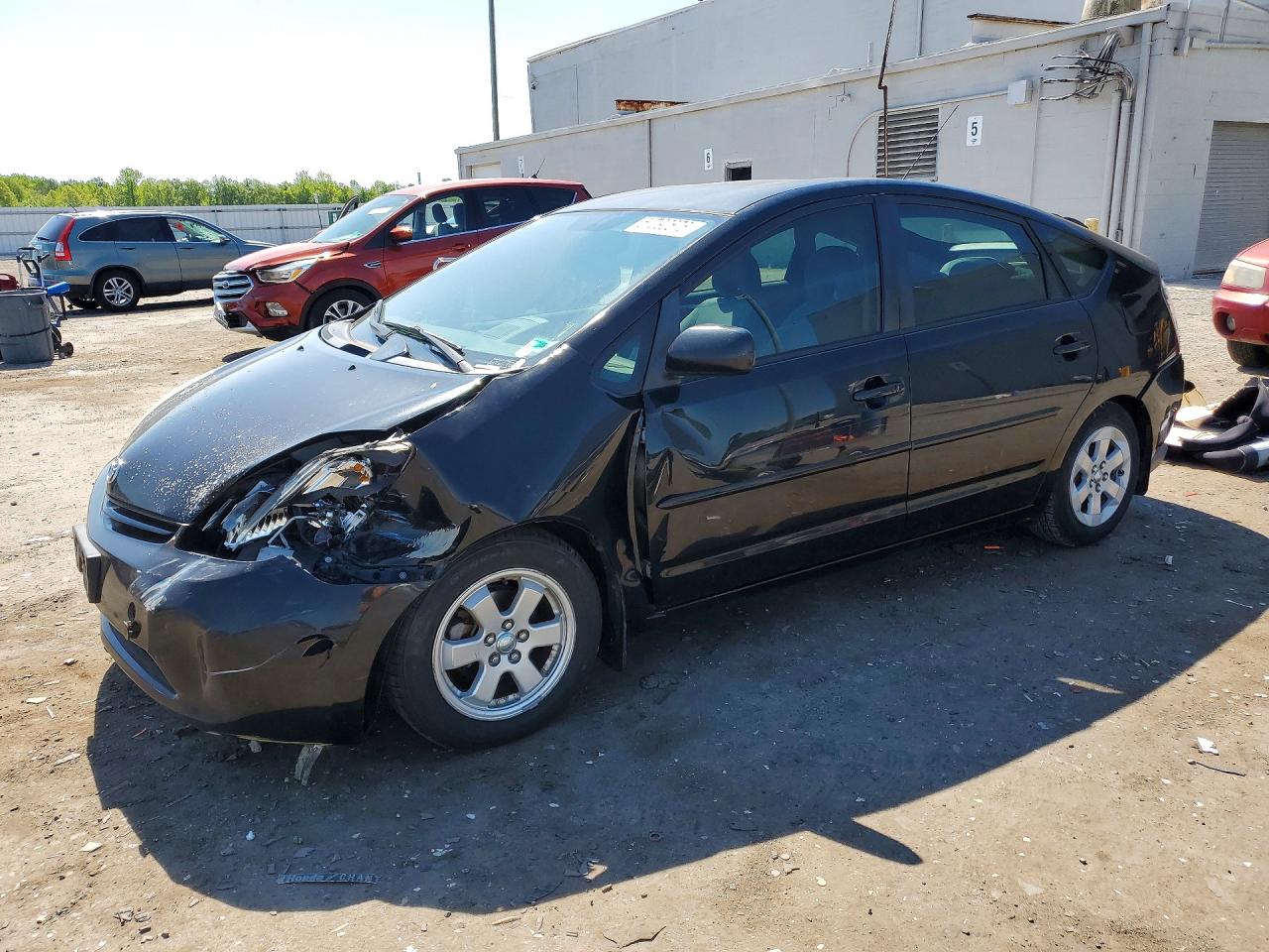 Salvage Toyota Prius Image
