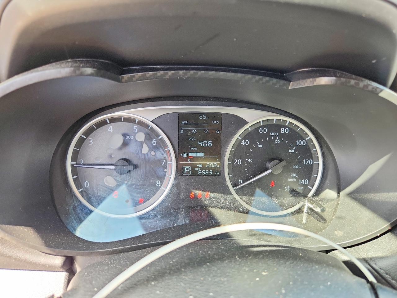 Nissan Versa S
