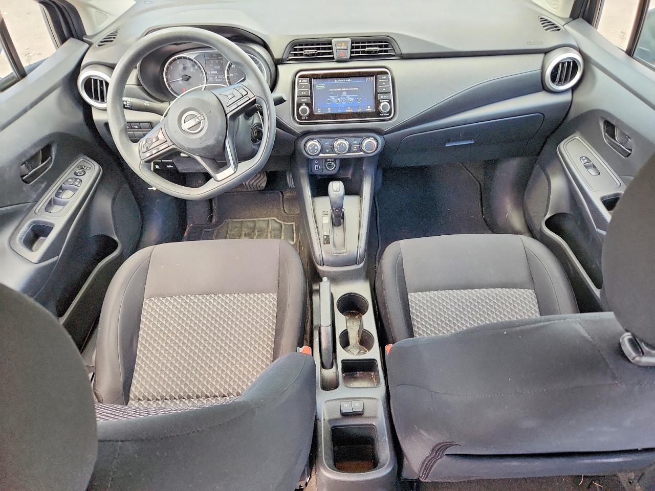 Nissan Versa S