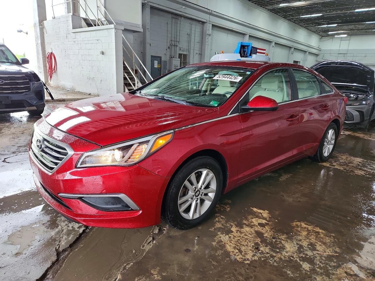 Salvage Hyundai SONATA Image