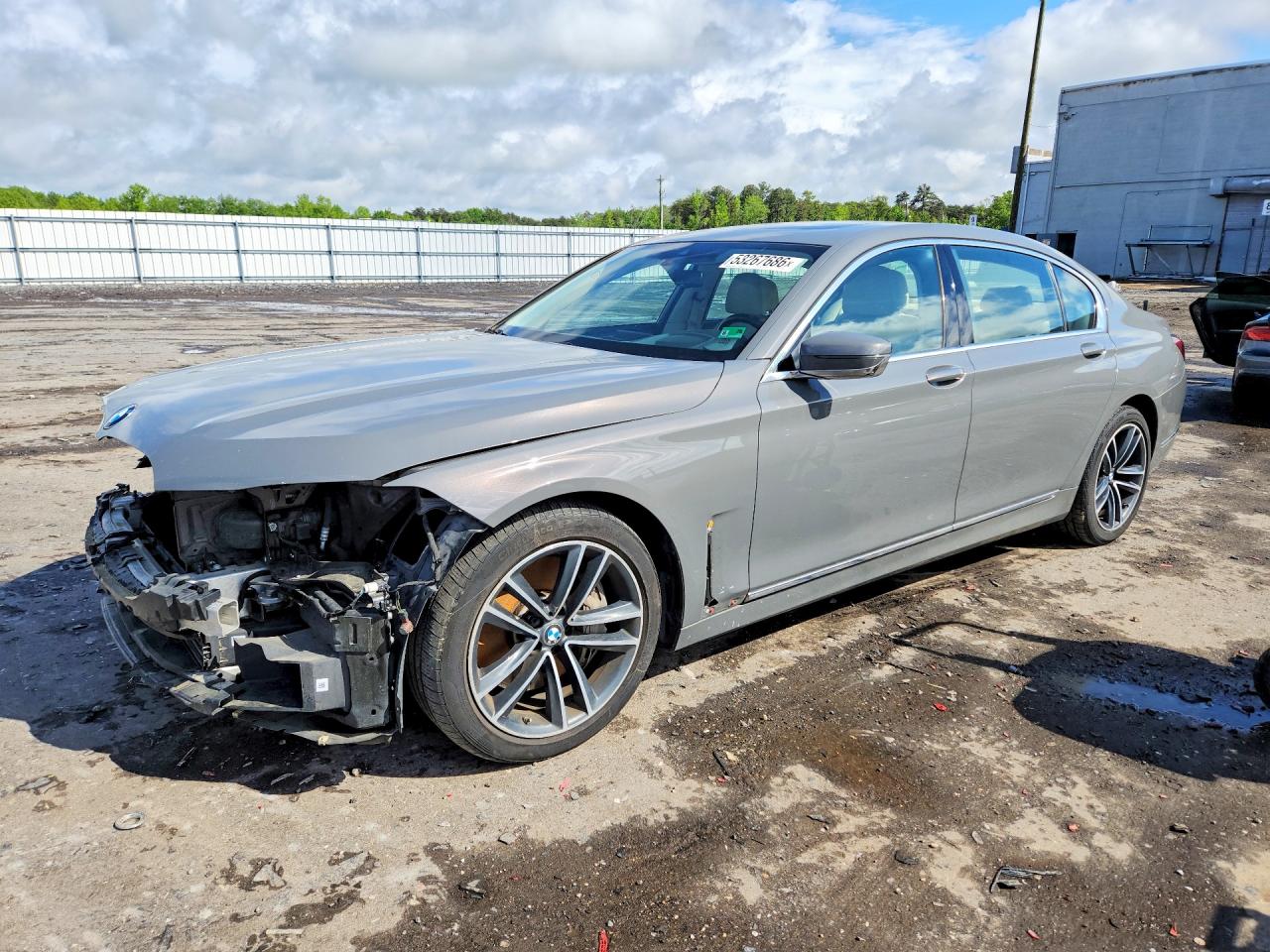 Salvage BMW 7 Series Image