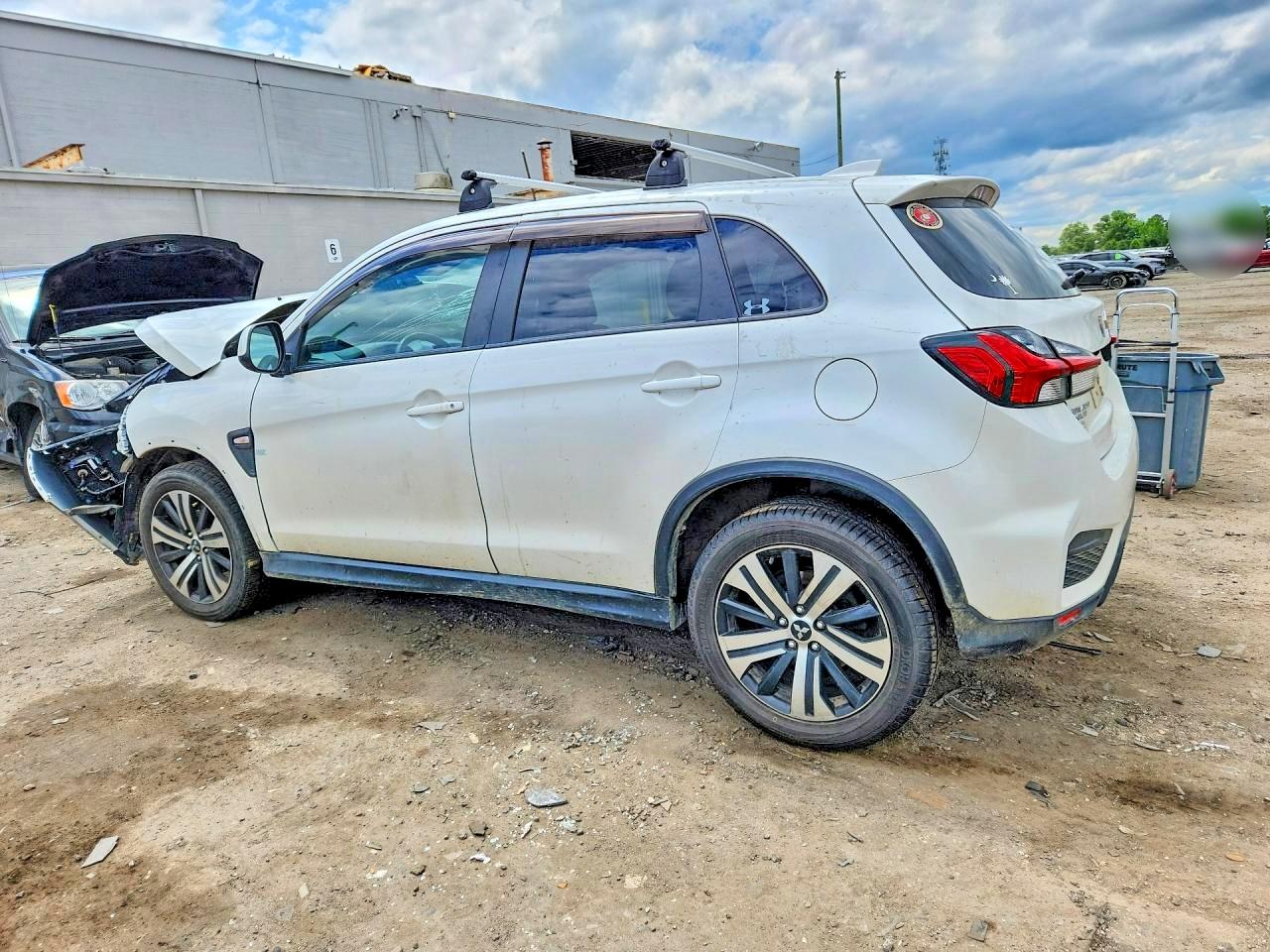 Mitsubishi Outlander Es