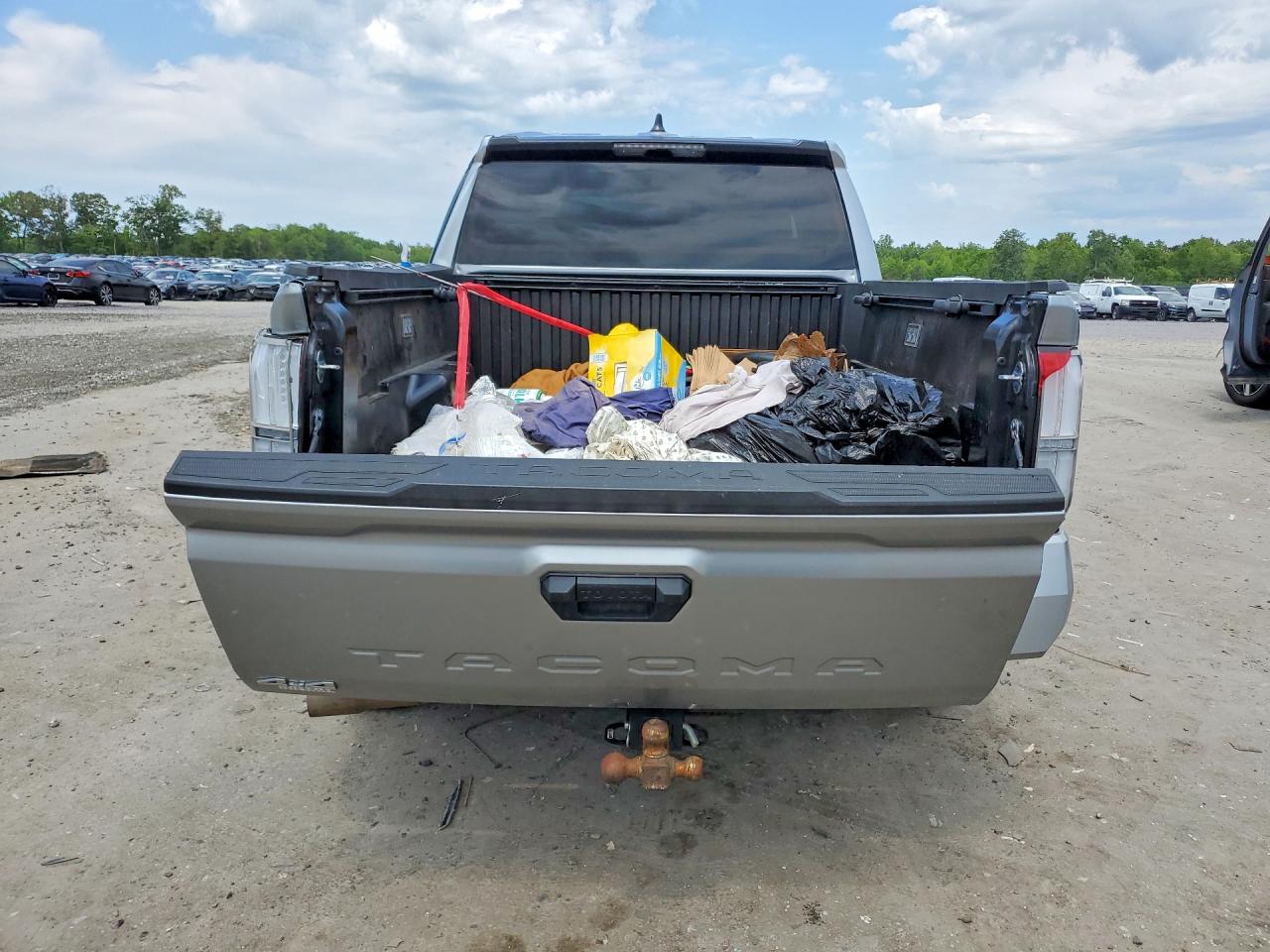 Toyota Tacoma Sr5