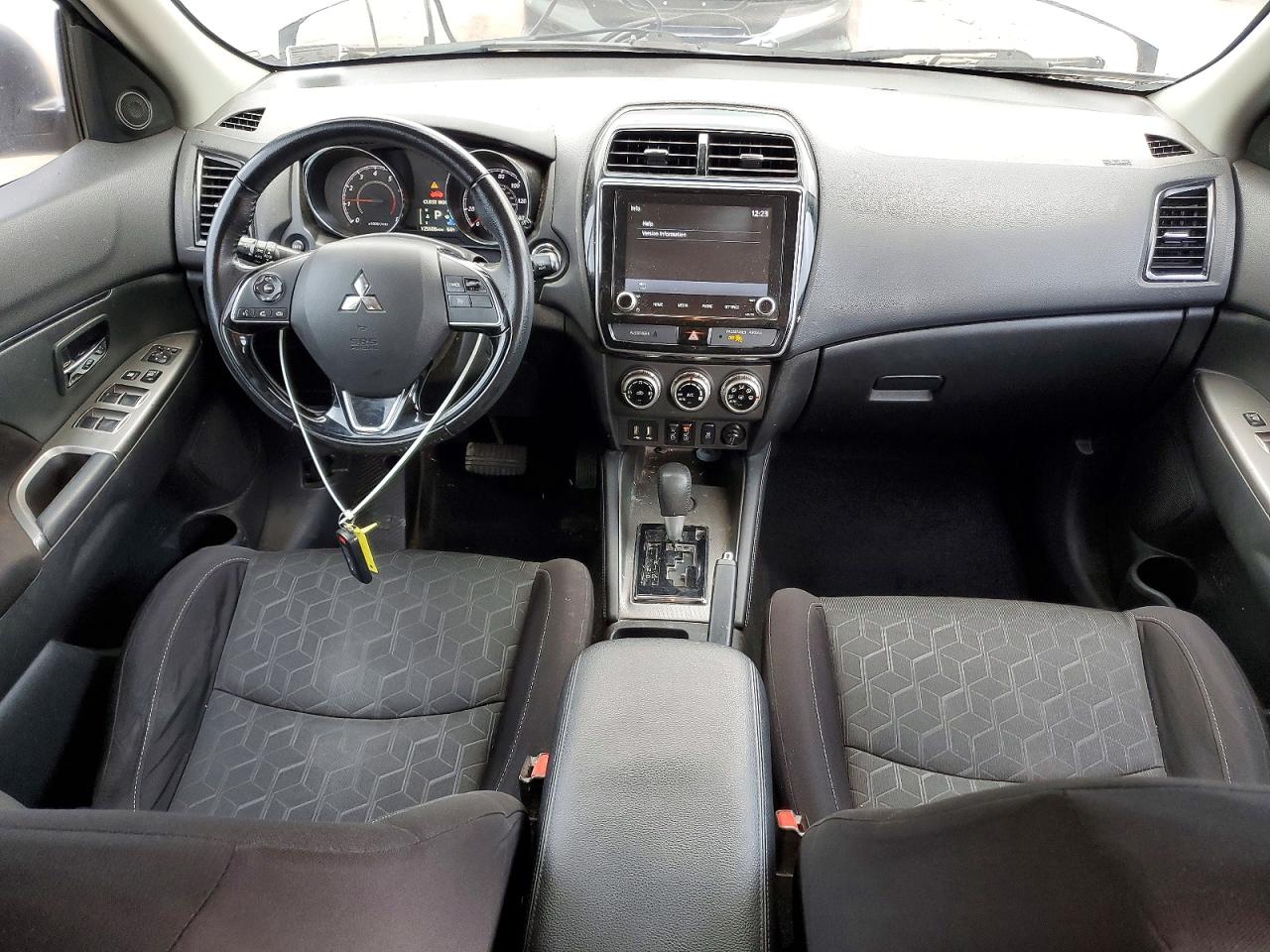 Mitsubishi Outlander Se