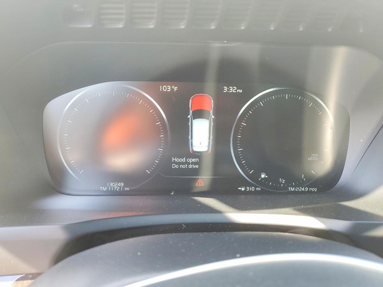 Volvo XC90 T6