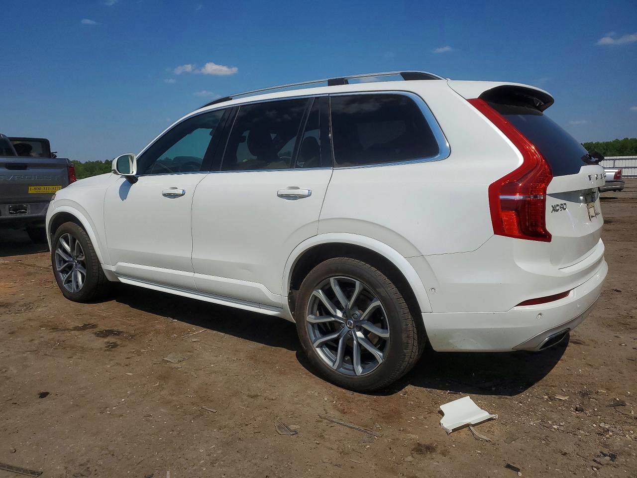 Volvo XC90 T6