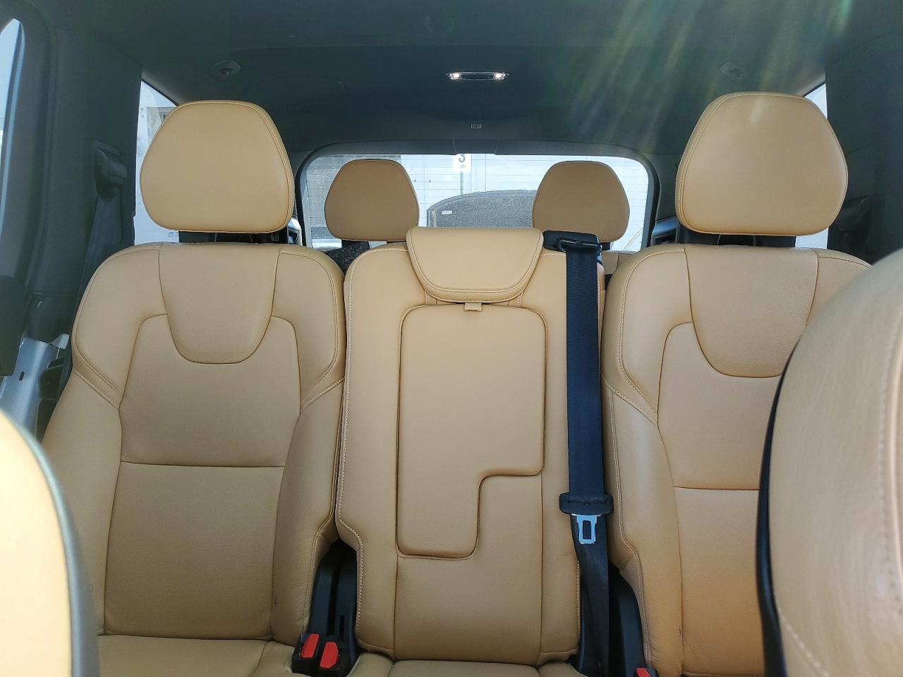 Volvo XC90 T6