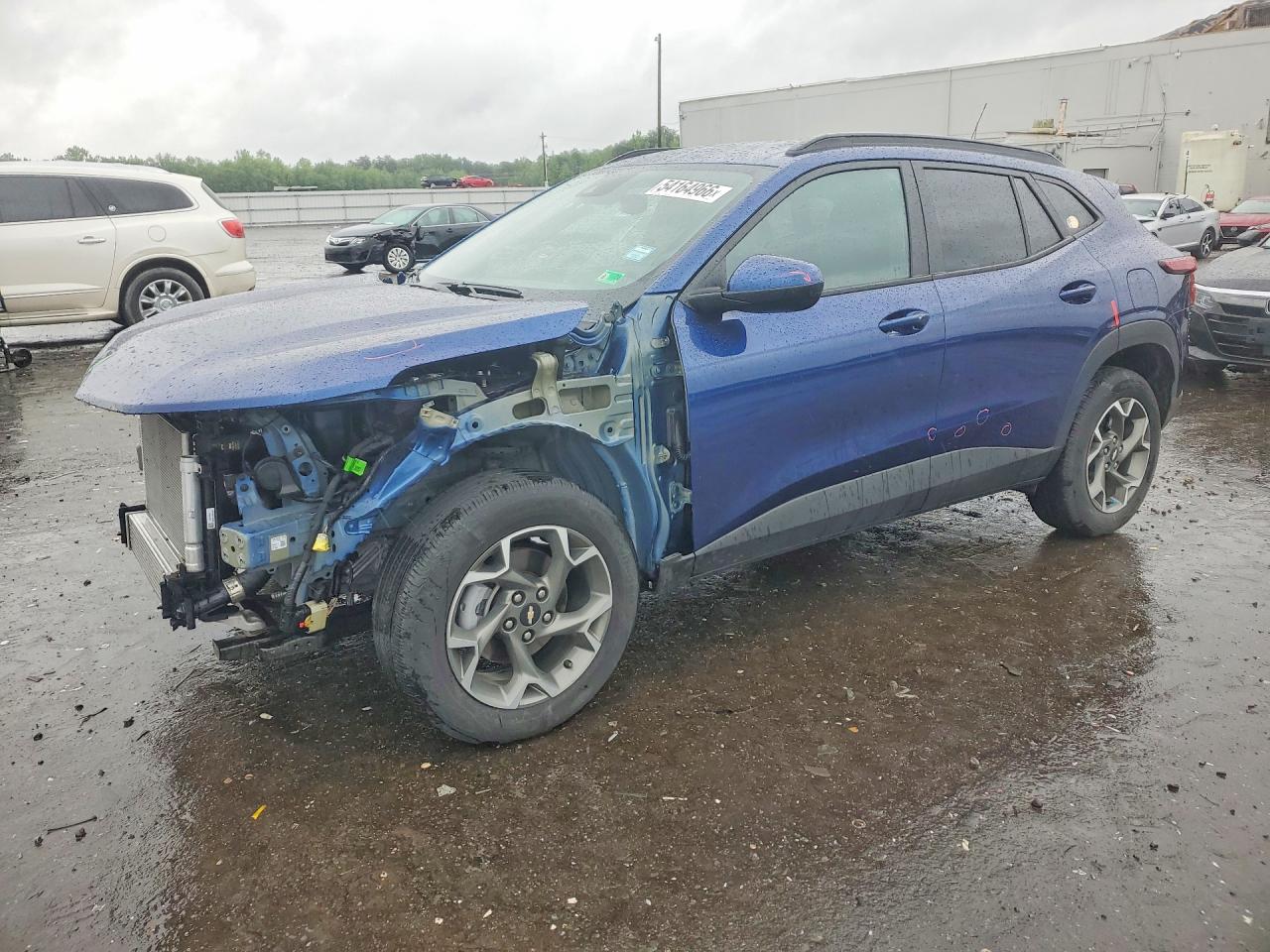Salvage Chevrolet Trax Image