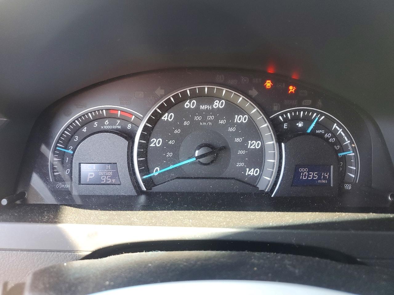 Toyota Camry Le