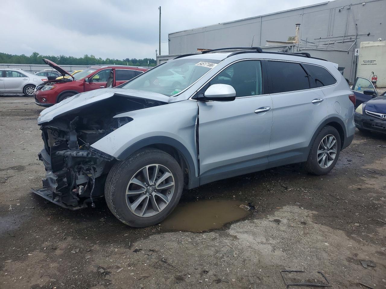 Salvage Hyundai SANTA FE Image