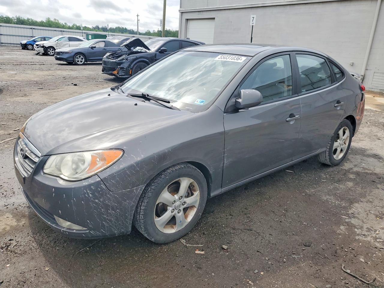Salvage Hyundai ELANTRA Image