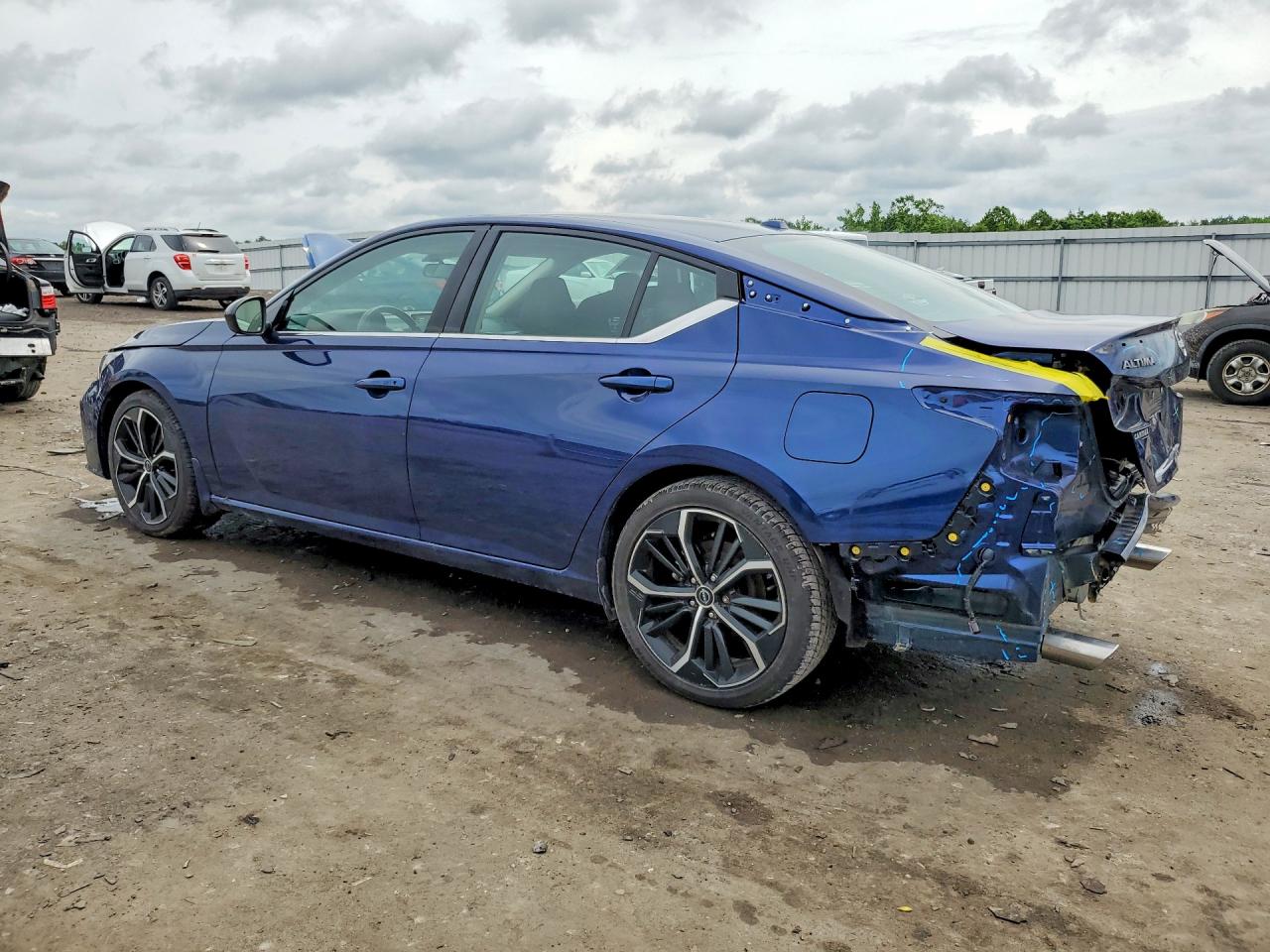 Nissan Altima Sr