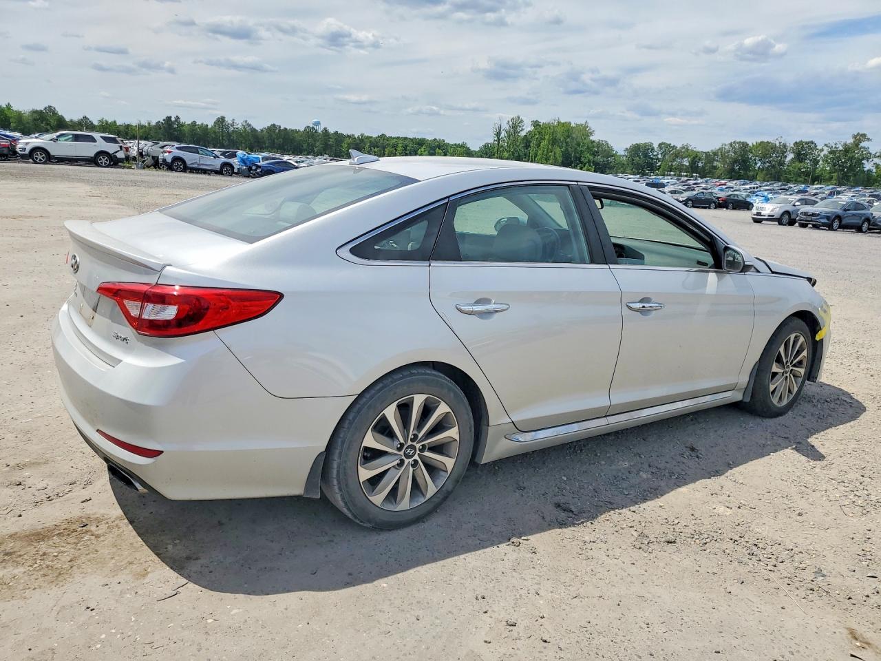 Hyundai SONATA Sport