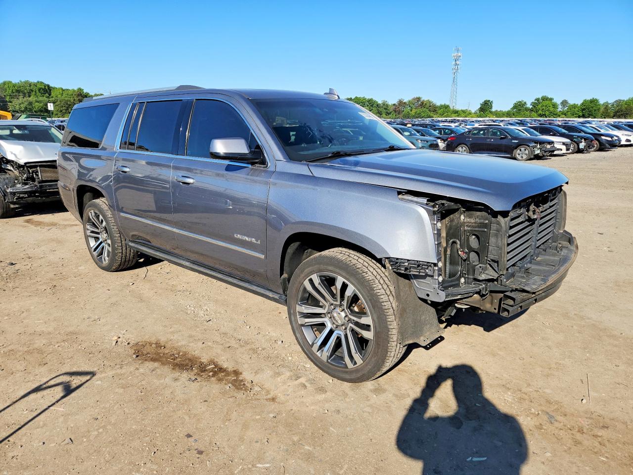 GMC Yukon Denali