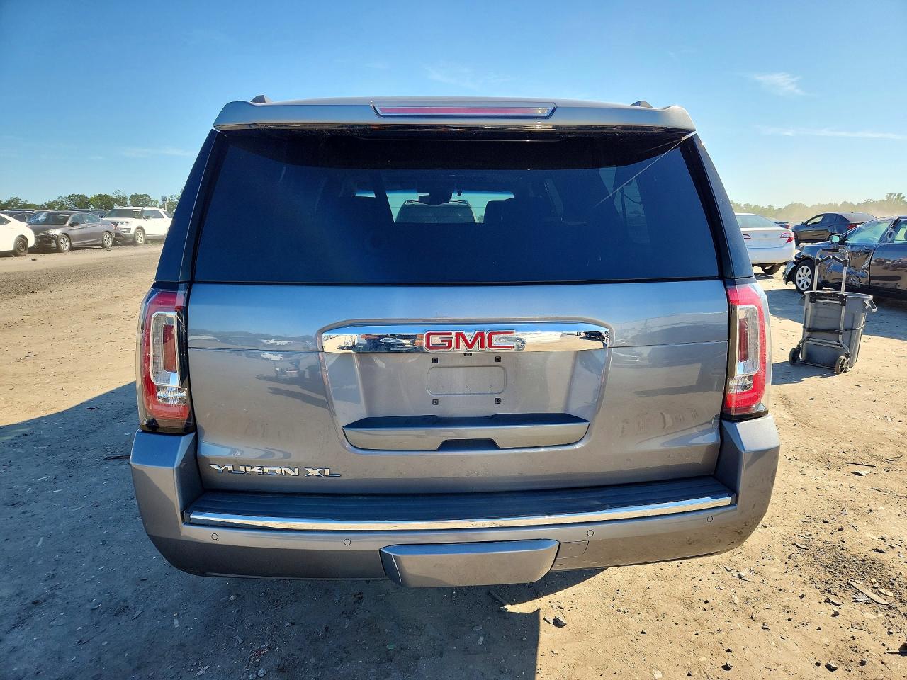 GMC Yukon Denali