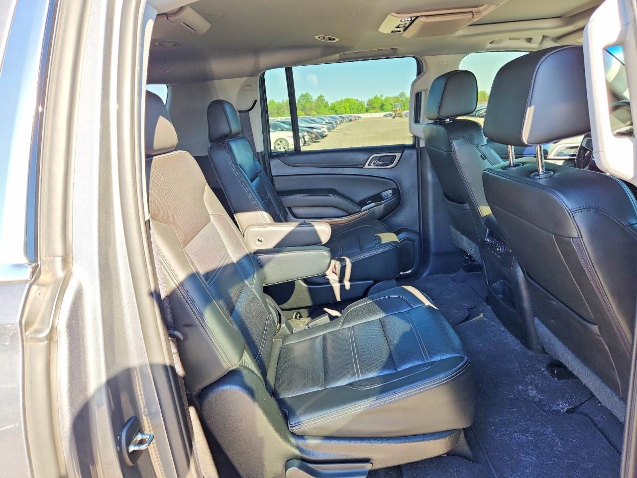 GMC Yukon Denali